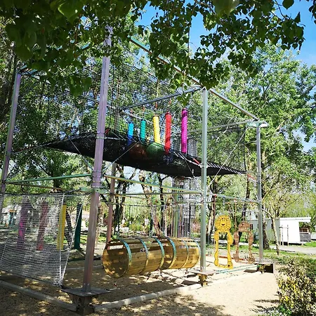 Campsite Mobile La Tranche Sur 6 Personnes Angles (Vendee)