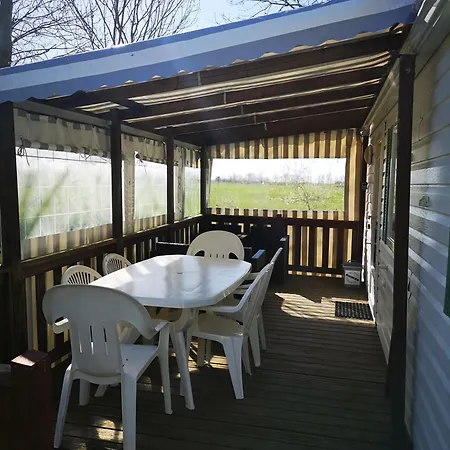 Campsite Mobile La Tranche Sur 6 Personnes *